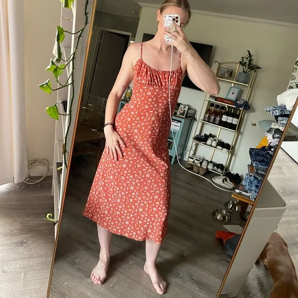 Floral midi dress, size medium